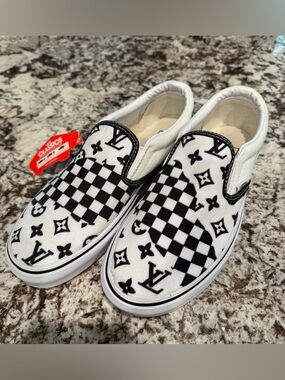 Custom Vans 🖤